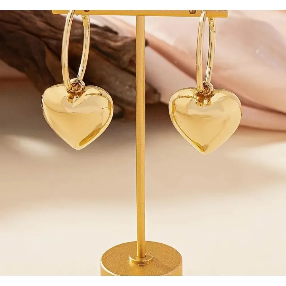 💛 NEW goldtone puffy heart dangle hoop earrings 💛